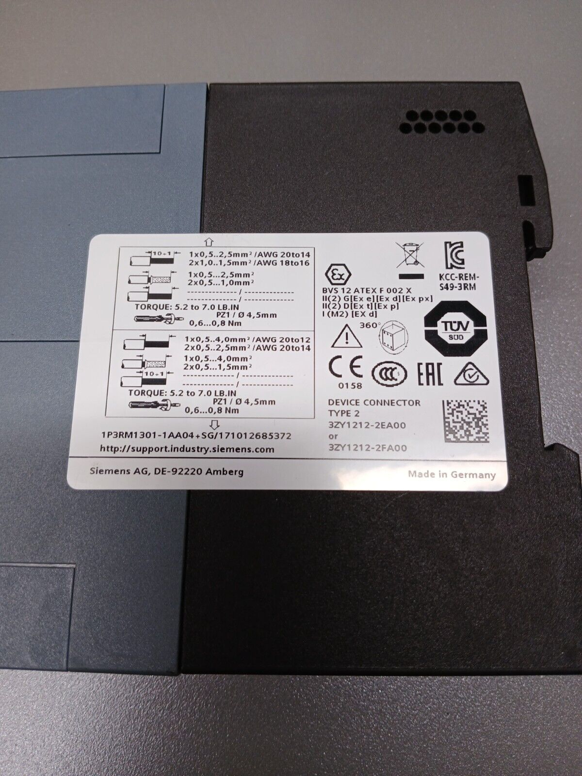 5861766