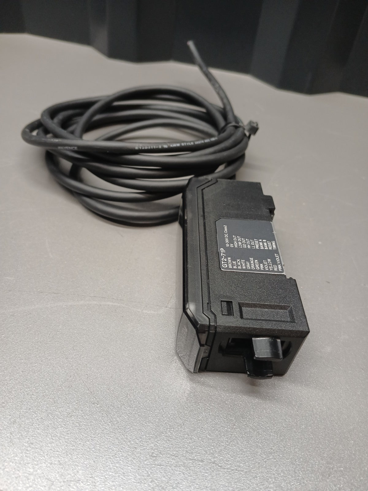 8323162