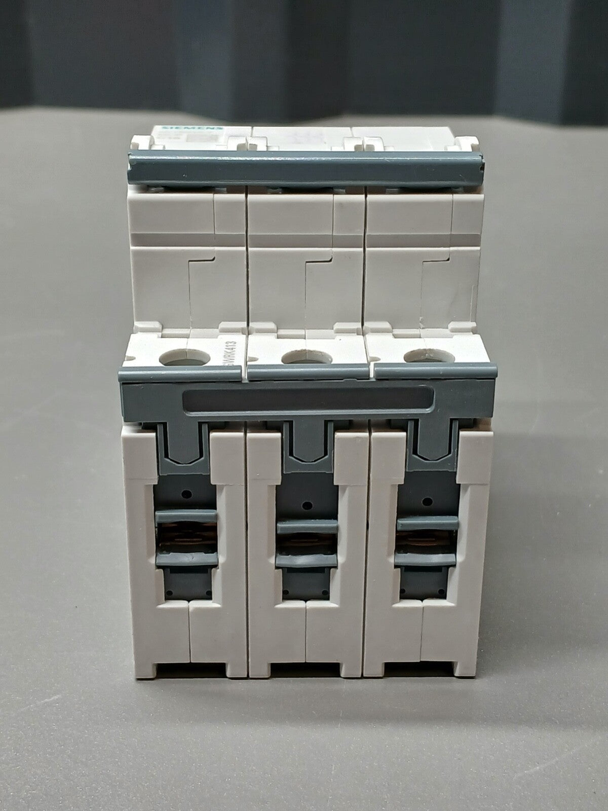 8245041