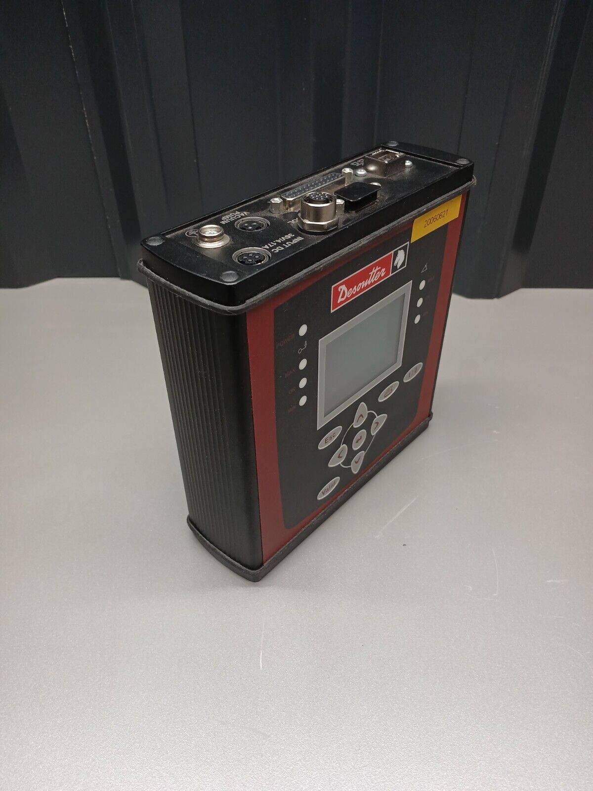 5861809