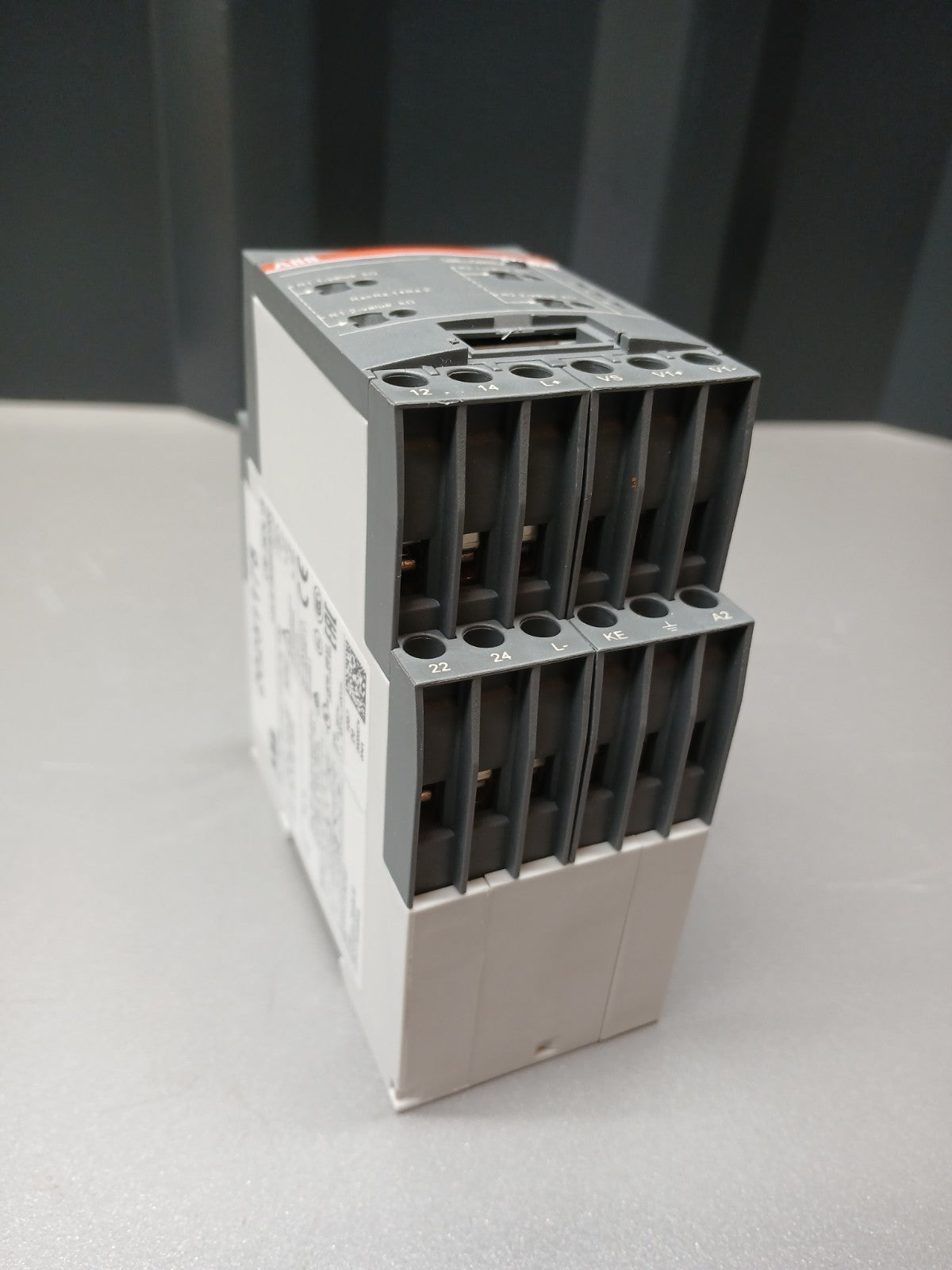 8424009