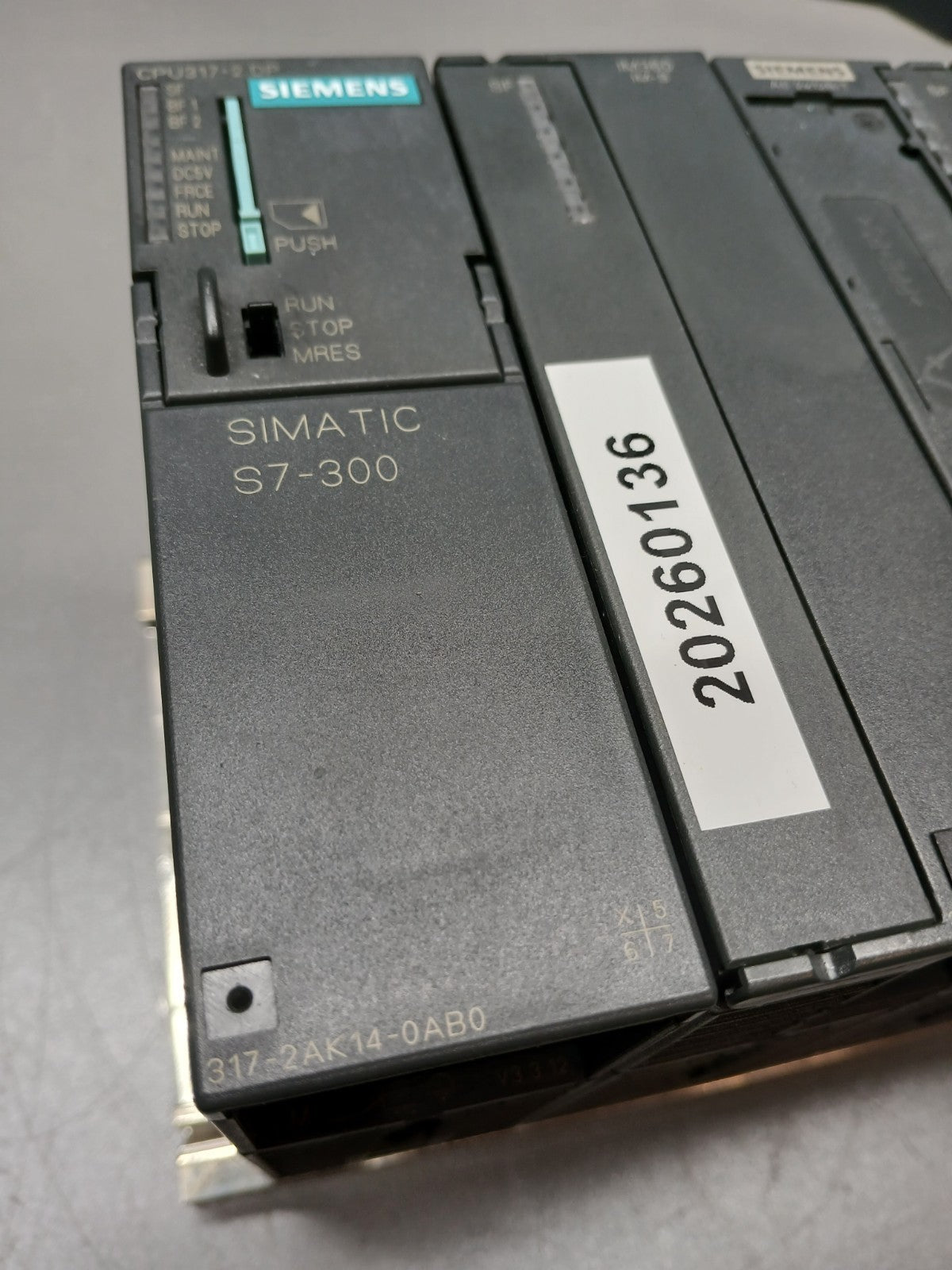 8433795
