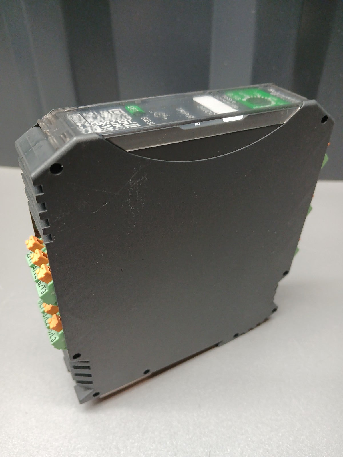8424001