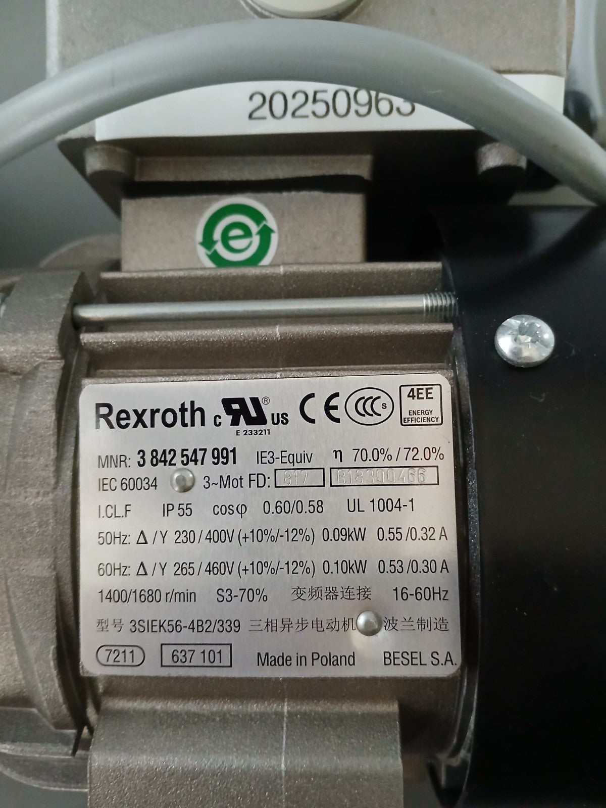 8245022