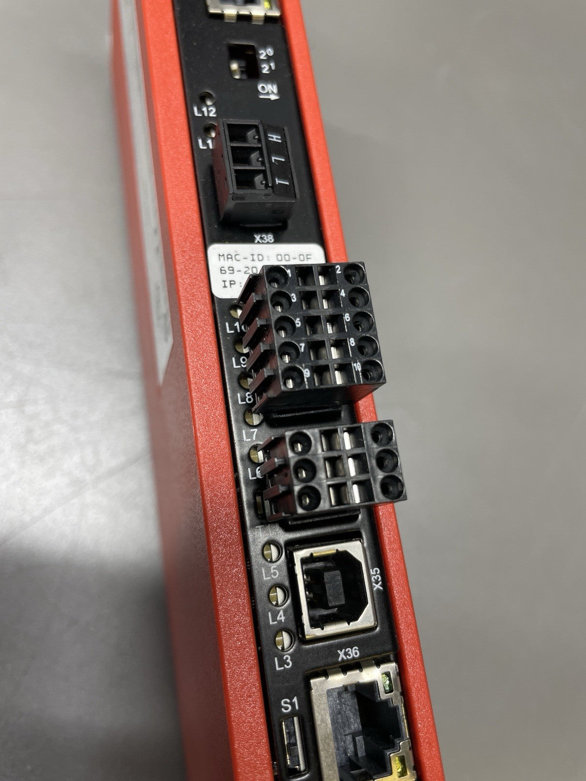 8244805
